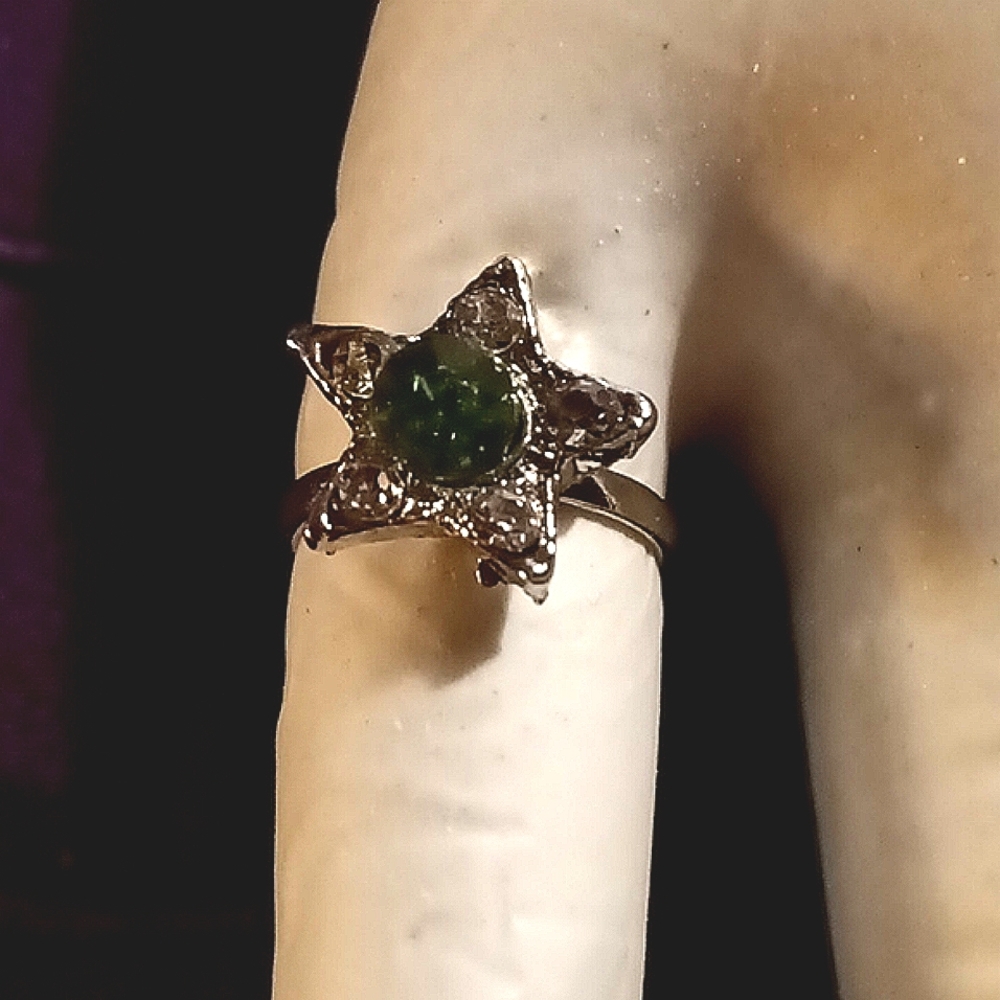 Child's Adjustable, Silver plated w/green rhinestones, Star ring